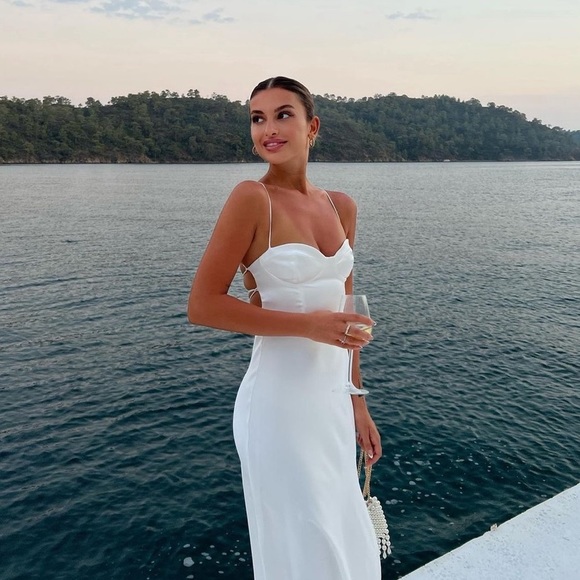 Zara White Satin Effect Sweetheart Neckline Midi Maxi Dress $89.90 - Picture 10 of 16